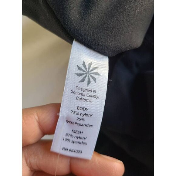 Athleta Cropped Leggings Womens XS Black Stretch Nylon Blend Activewear Running - Picture 5 of 6